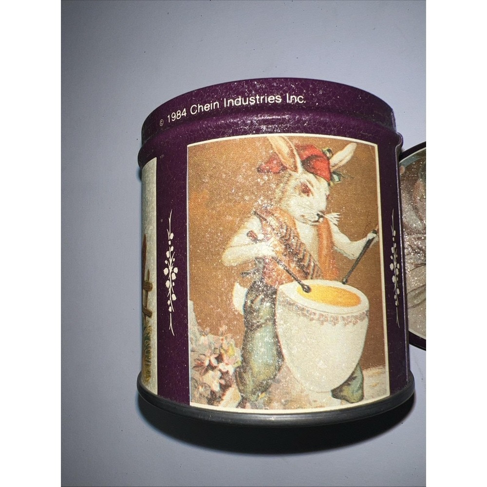 Vintage 1984 Chein Industries Easter Bunny Antique Postcards Tin Box